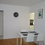 Ljus Apartment *